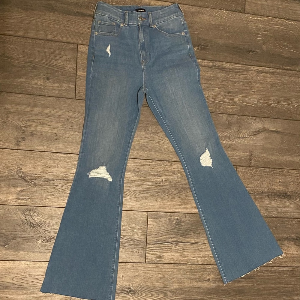 Express Women’s Size Small Size‎ 4 Blue Distressed Bellbottom Jeans